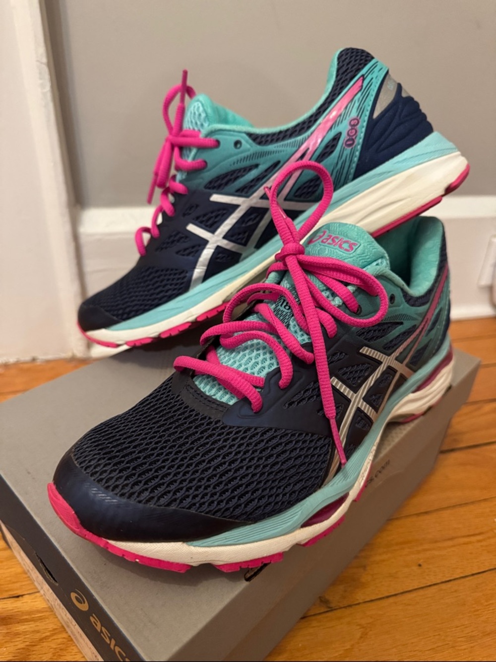 ASICS Women's Navy Teal Pink Athletic Running Shoes gel cumulus 17